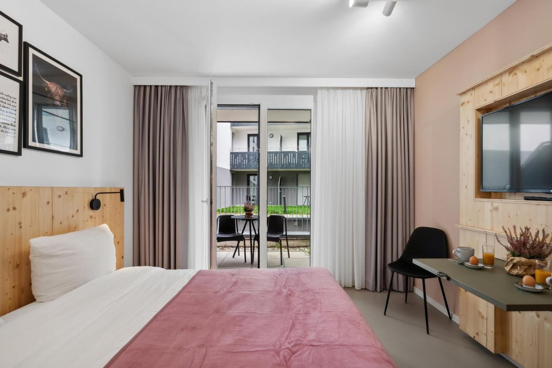 stuub st georgen Aparthotel Freiburg im Breisgau Buitenkant foto